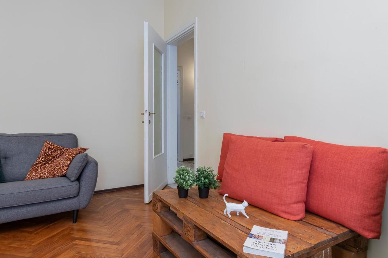 Apartment Renovated Close To Station Ponte Seveso 42 Mailand