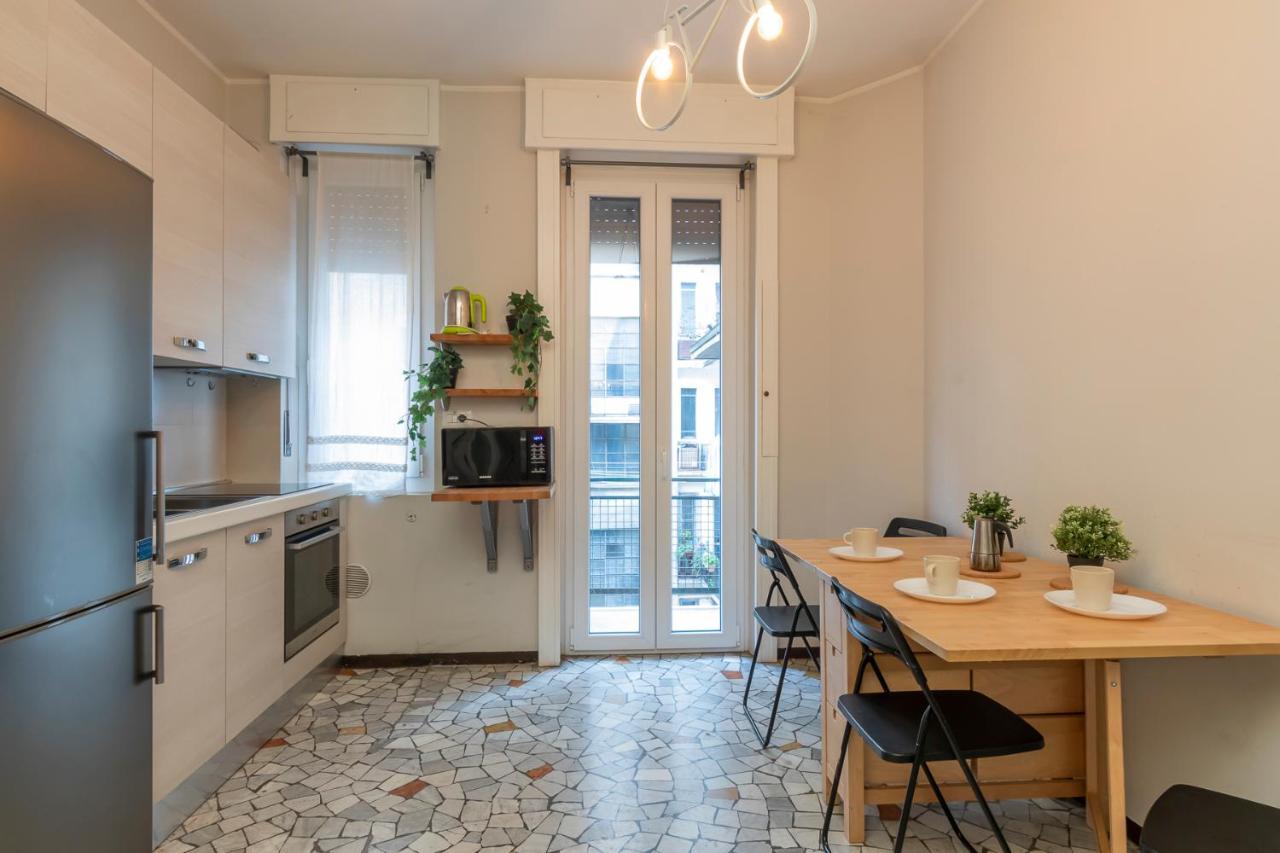 Renovated Close To Station Ponte Seveso 42 Apartment Mailand